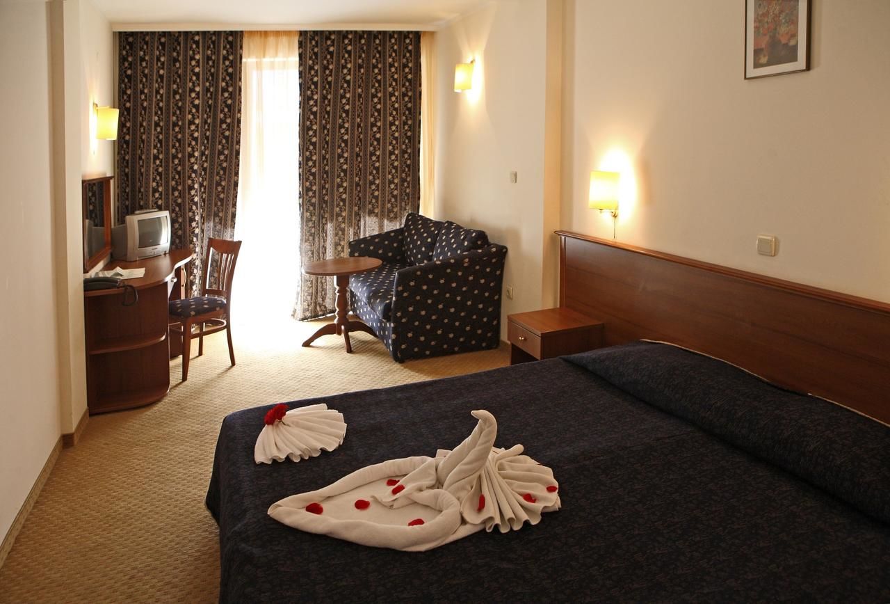 Отель Hotel Yunona - Все включено Солнечный Берег